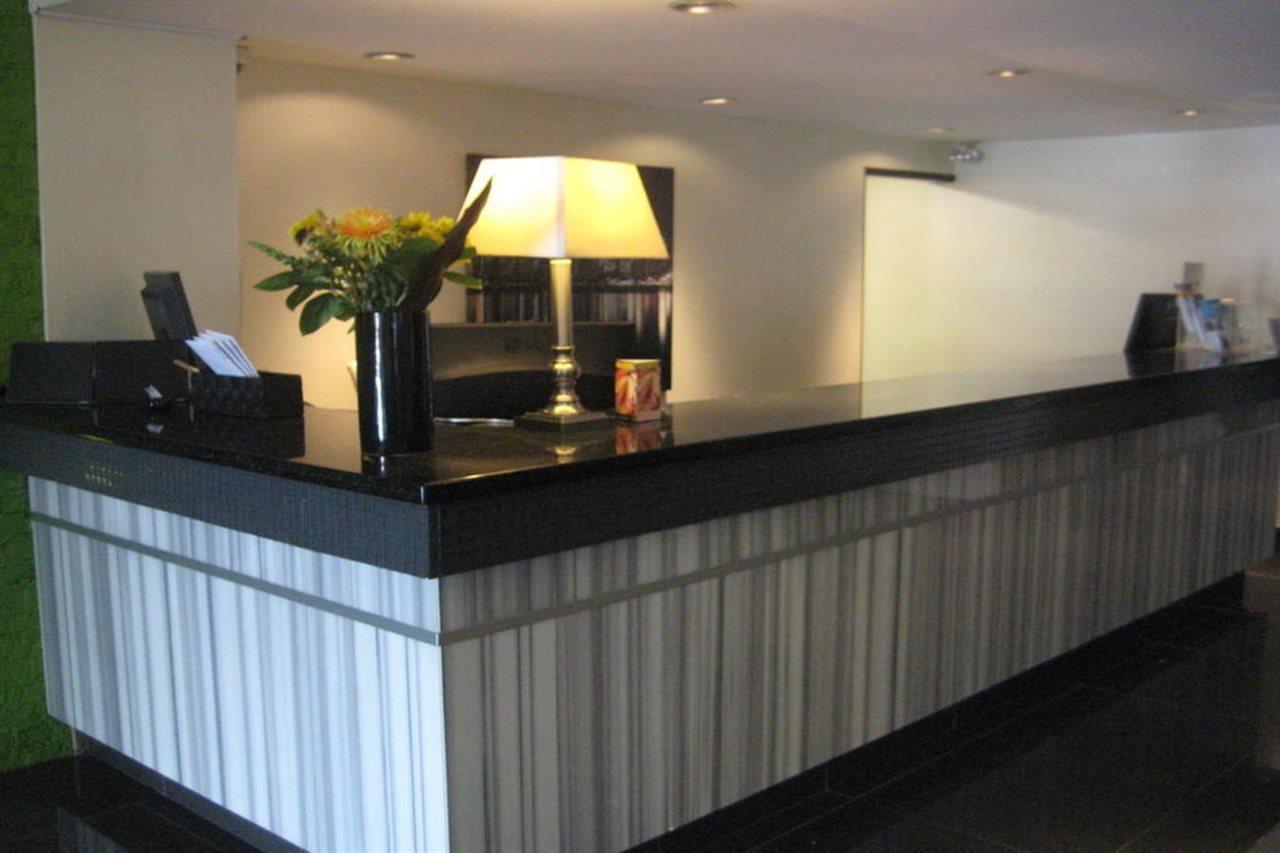 Days Inn By Wyndham Montreal Airport Conference Centre Дорвал Екстериор снимка